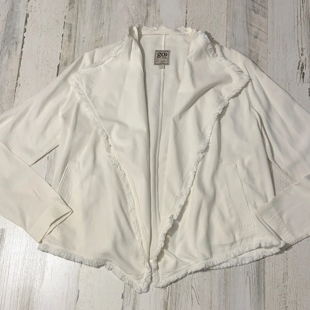 GO BY GO SILK Cream Frayed Jacket Size Small